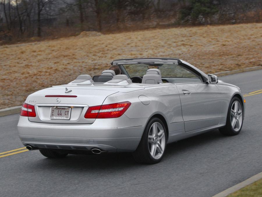  Mercedes-Benz E350 Cabriolet 2010 года  (US) (фото 11 из 21)